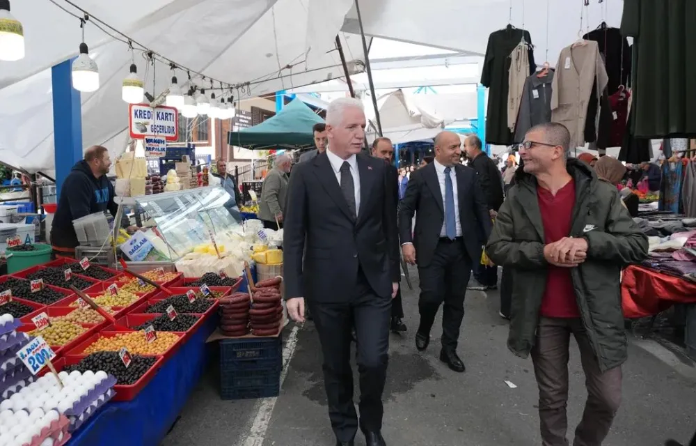 Vali Davut Gül, Bayrampaşa’da Esnaf ve Vatandaşlarla Buluştu
