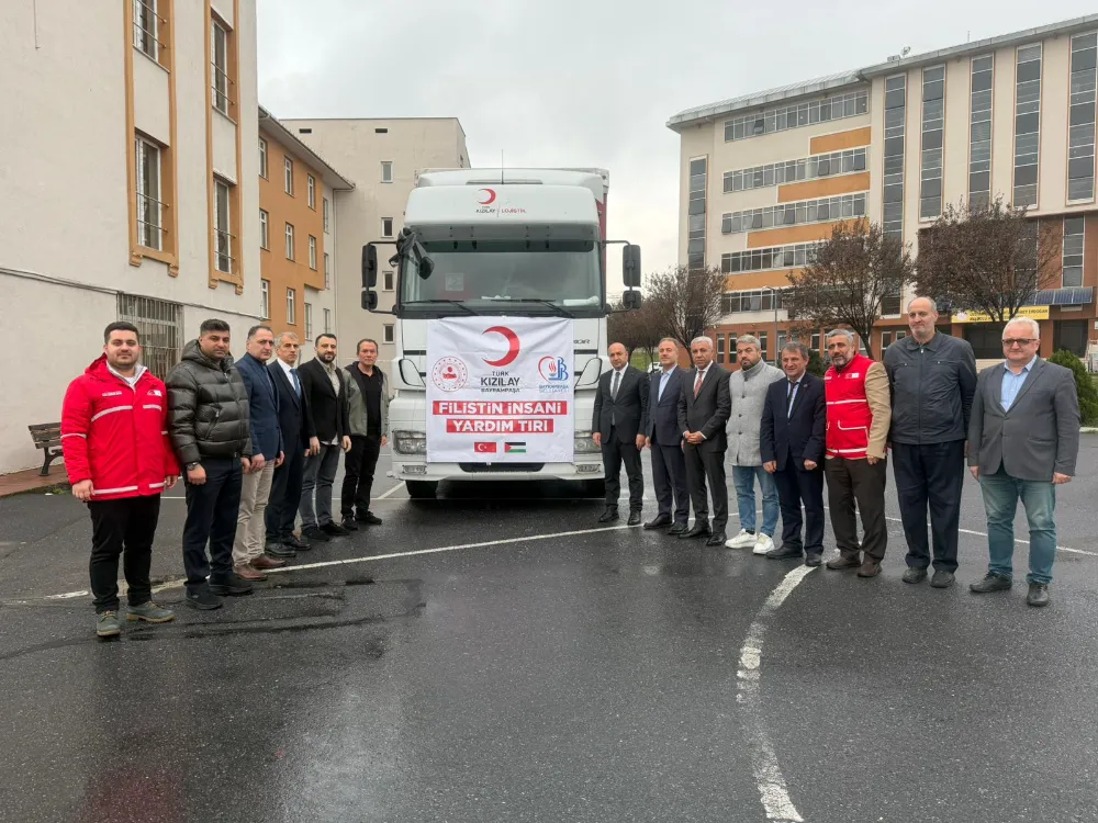 Bayrampaşa’dan Gazze’ye Bir Yardım Tırı Daha Dualarla Uğurlandı