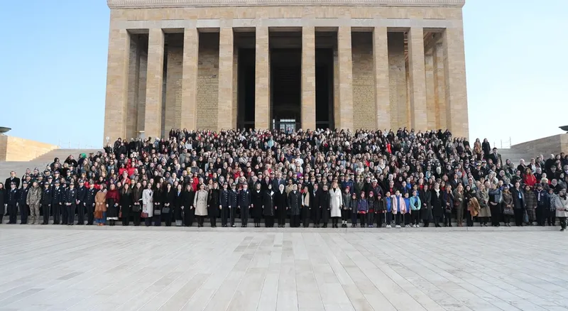 Göktaş, Kadınlara Seçme ve Seçilme Hakkının 91. Yılında Anıtkabir