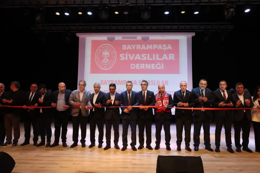 Bayrampaşa Sivaslılar Derneği Görkemli Bir Törenle Açıldı