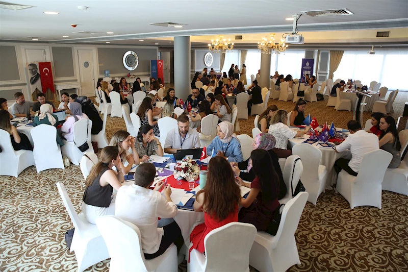 EVLİLİK OKULU REHBERİ ÇALIŞTAYI YAPILDI